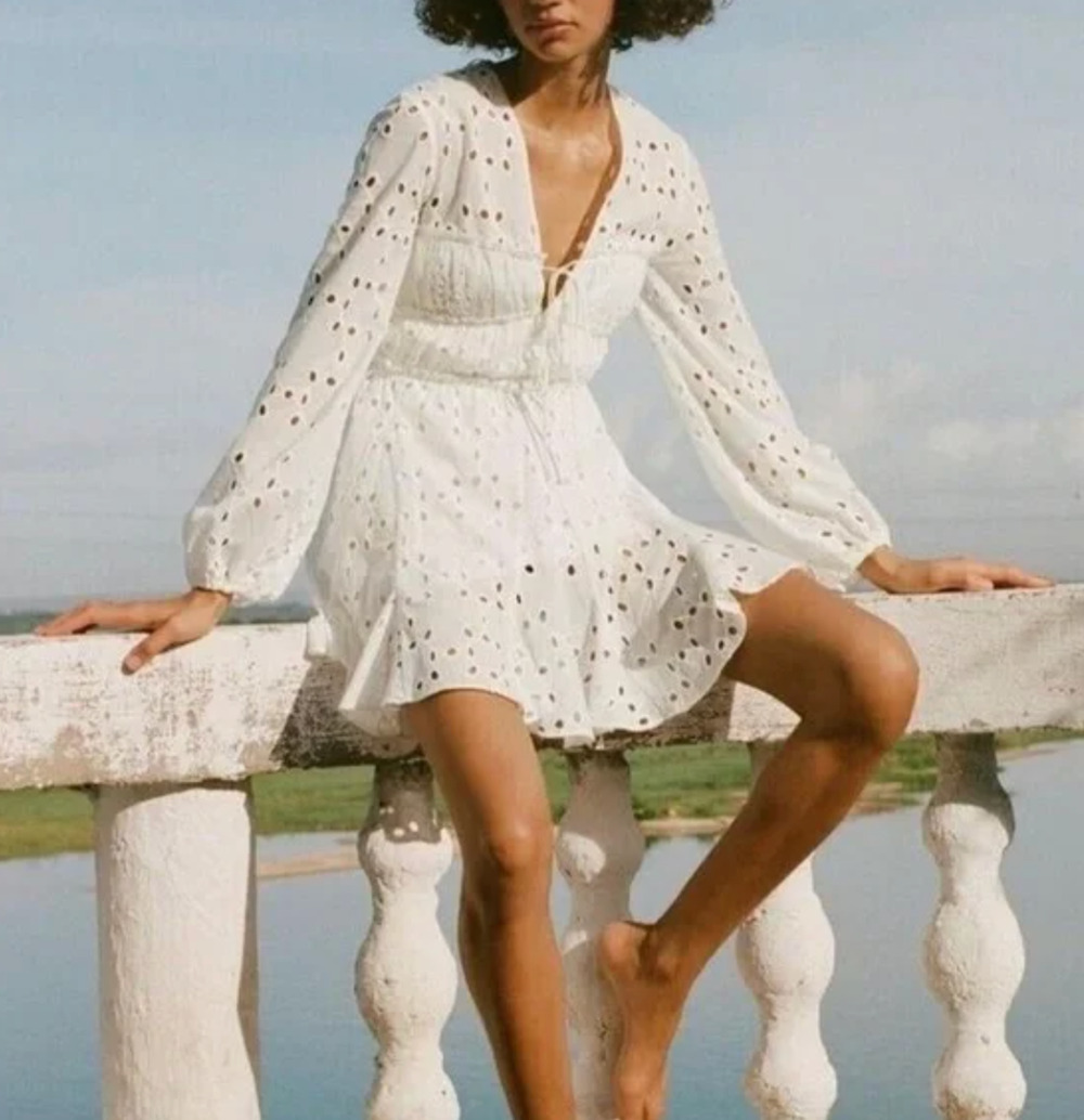 Gianni Bini Katrina Eyelet Mini Dress Cotton Long Sleeve A Line White Small NWT